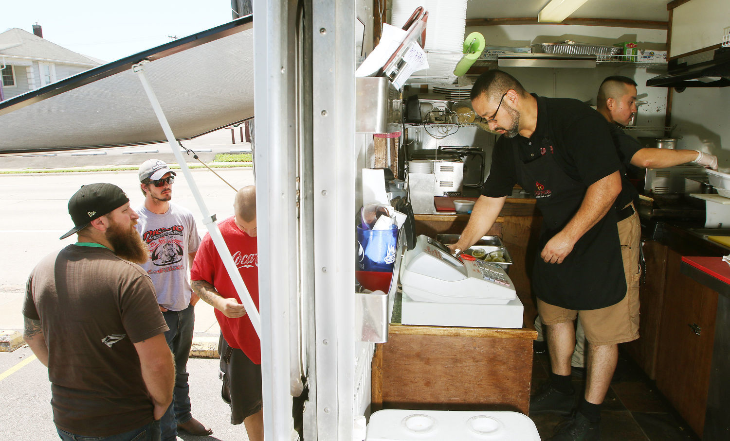 061516-Food-Carts-005